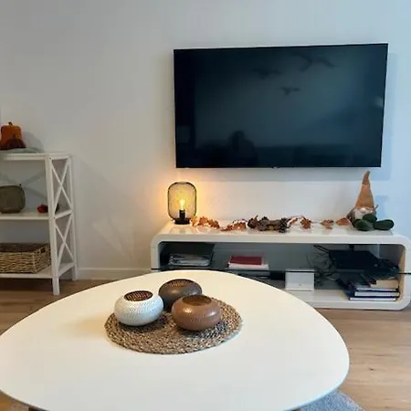 Quality Time Met Gesloten Garagebox Apartmán De Panne